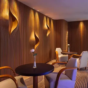 https://hotel-sansi-diputacio-barcelona.topbarcelonahotels.com