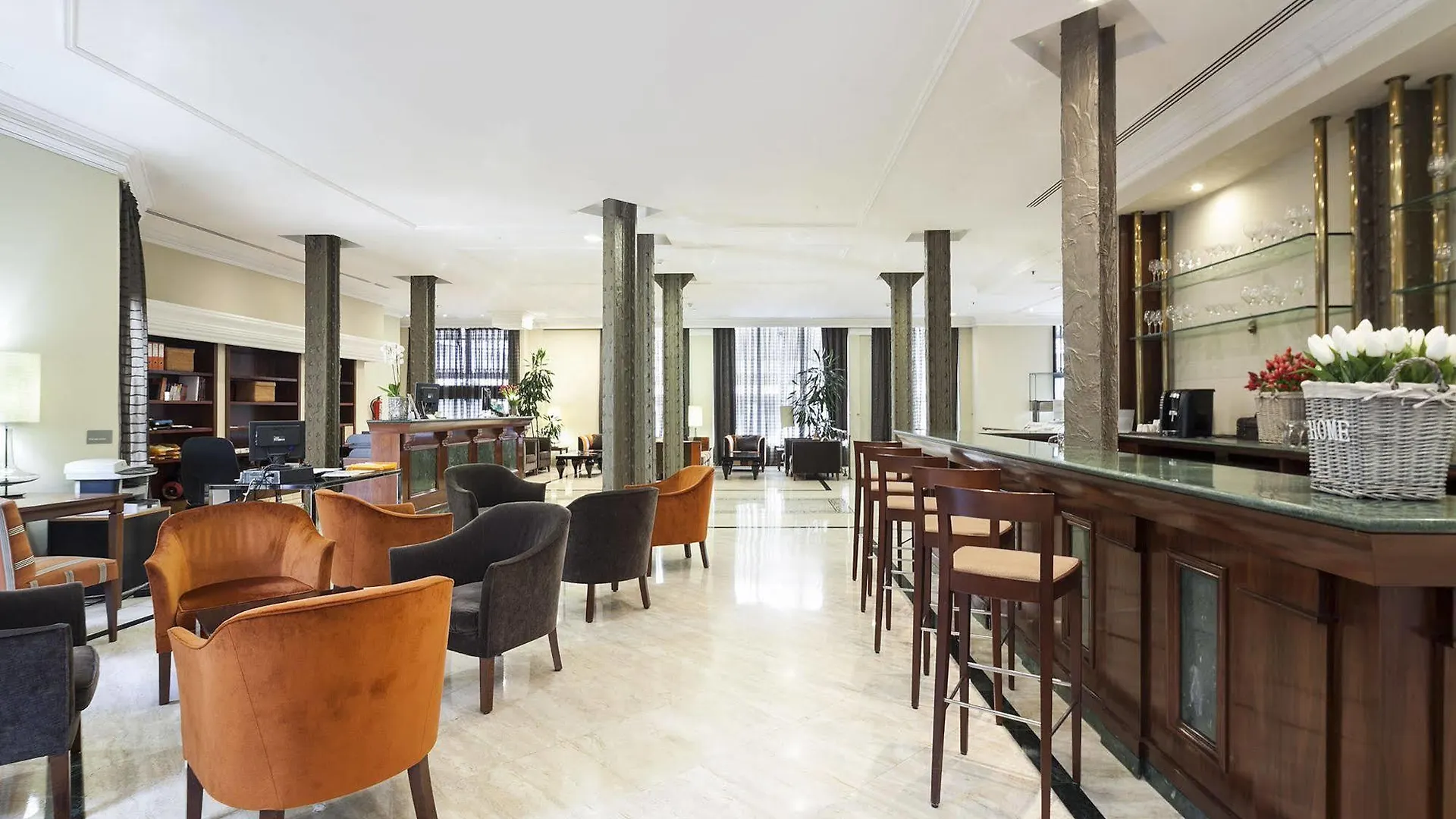Hotel Eurostars Via Laietana Barcellona 4*,